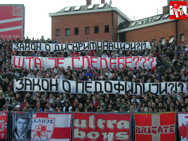 gal/2008-2009/ofk_cz/delije04.jpg